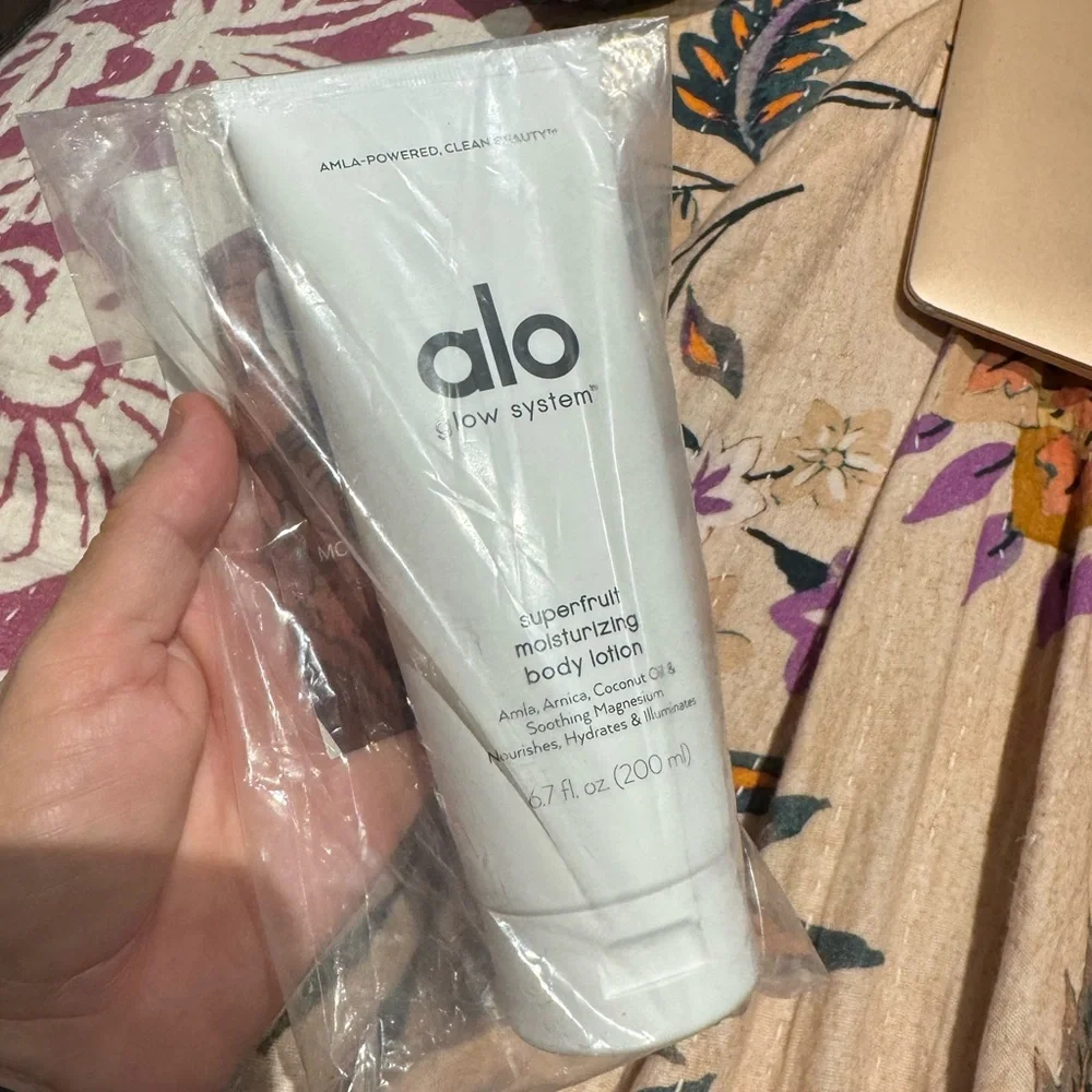 ALO Yoga Superfruit Moisturizing Lotion.